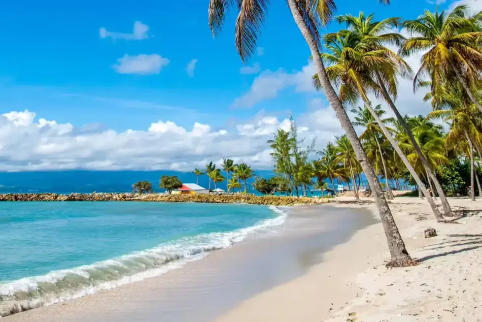 Voyage de luxe en Guadeloupe : Comment organiser un séjour d’exception aux Antilles ?